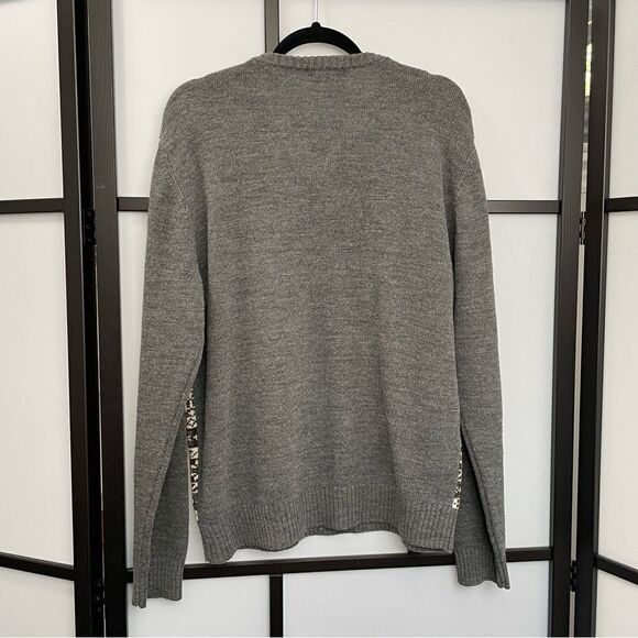 [l] Men’s Wool Blend Grey, Creme’ Red Snowflake Fair Isle Pattern V Neck Sweater - Picture 7 of 14